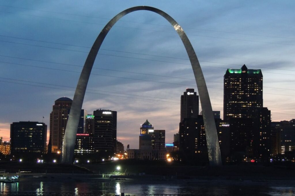 St. Louis's Gateway Arch: A Visitor's Guide